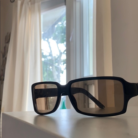 Gucci GG 1451 black sunglasses - Picture 2 of 7